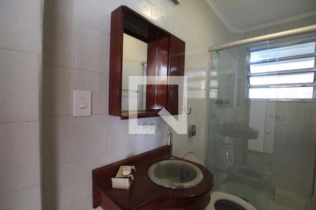 Banheiro social de apartamento para alugar com 3 quartos, 108m² em Aclimação, São Paulo