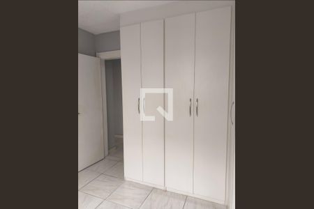 Quarto de apartamento para alugar com 2 quartos, 45m² em Jardim Alvorada, Nova Iguaçu