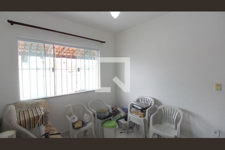 Quarto 2 de casa para alugar com 2 quartos, 360m² em Jardim Pero, Cabo Frio
