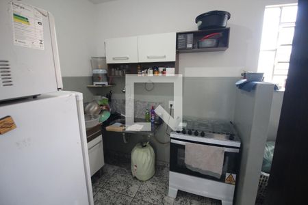 Cozinha e Área de Serviço de apartamento para alugar com 2 quartos, 55m² em Industrial, Contagem