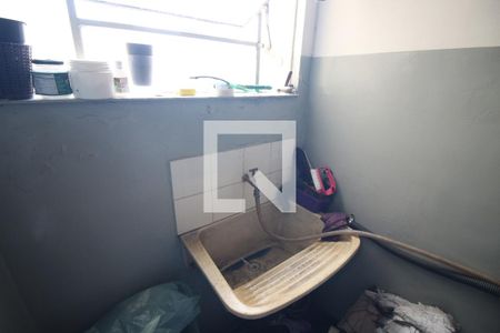 Cozinha e Área de Serviço de apartamento para alugar com 2 quartos, 55m² em Industrial, Contagem