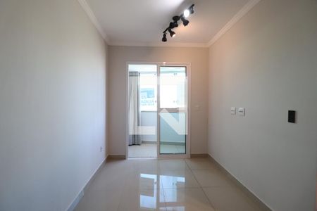 Sala de apartamento para alugar com 2 quartos, 61m² em Segismundo Pereira, Uberlândia