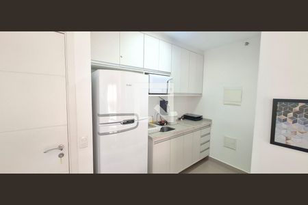 Cozinha de kitnet/studio para alugar com 1 quarto, 37m² em Ribeirânia, Ribeirão Preto