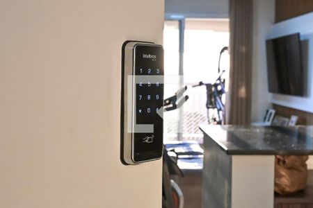 Fechadura Eletrônica de apartamento à venda com 3 quartos, 70m² em Jardim Maria Rosa, Taboão da Serra