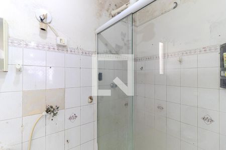Banheiro de kitnet/studio para alugar com 1 quarto, 28m² em Vila Buarque, São Paulo