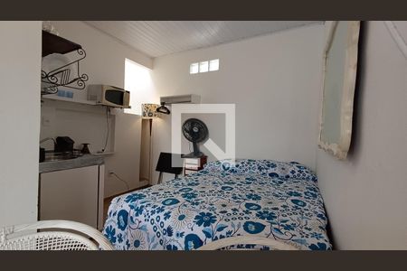 QUARTO de kitnet/studio para alugar com 1 quarto, 25m² em Centro, Macaé