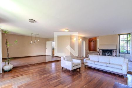 Casa à venda com 4 quartos, 300m² em Brooklin, São Paulo