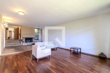 Casa à venda com 4 quartos, 300m² em Brooklin, São Paulo