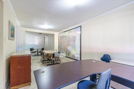Casa à venda com 4 quartos, 210m² em Vila Olímpia, São Paulo