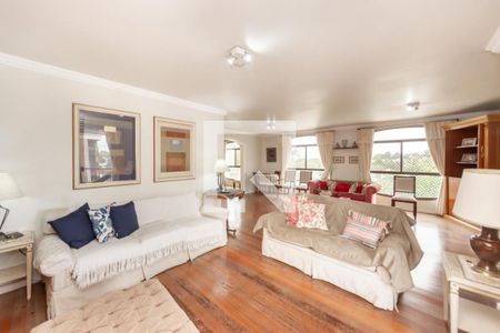 Apartamento à venda com 4 quartos, 247m² em Real Parque, São Paulo