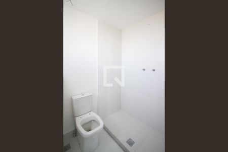 Banheiro de kitnet/studio à venda com 1 quarto, 30m² em Indianópolis, São Paulo