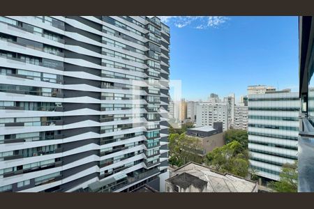 Varanda de kitnet/studio para alugar com 1 quarto, 32m² em Pinheiros, São Paulo
