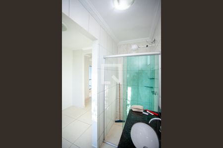 Banheiro da Suíte de casa para alugar com 3 quartos, 180m² em Alvorada, Contagem