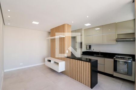 Sala de apartamento à venda com 2 quartos, 58m² em Santa Teresinha, São Paulo
