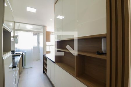 Cozinha e Área de Serviço de apartamento à venda com 2 quartos, 58m² em Santa Teresinha, São Paulo