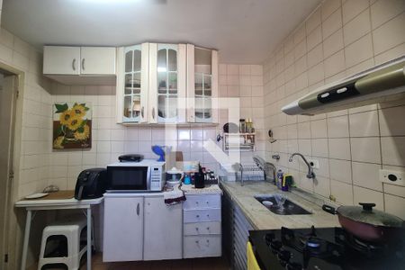 Cozinha de apartamento à venda com 2 quartos, 52m² em Vila Alpina, São Paulo