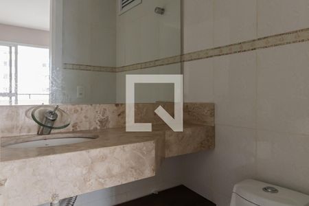Lavabo de apartamento para alugar com 4 quartos, 168m² em Moema, São Paulo