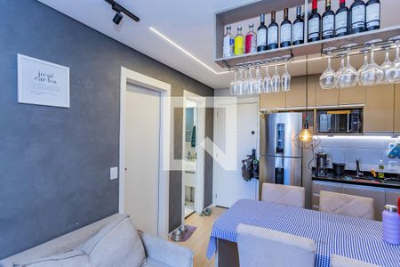 Sala, cozinha e área de serviço de apartamento à venda com 2 quartos, 36m² em Vila Pirituba, São Paulo