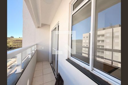 Sacada de apartamento para alugar com 3 quartos, 55m² em Vila Rio Branco, Jundiaí