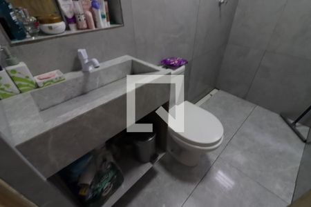 Banheiro de casa à venda com 2 quartos, 100m² em Novo Osasco, Osasco