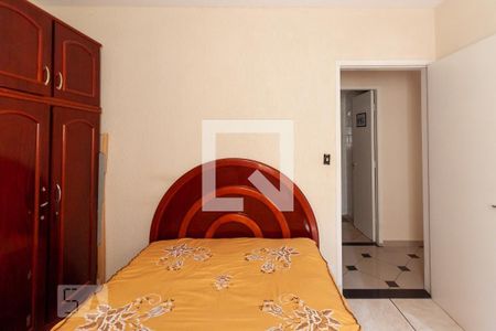 Quarto de apartamento para alugar com 3 quartos, 78m² em Jardim Ester Yolanda, São Paulo