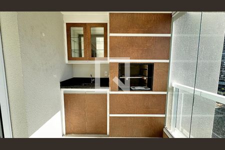 Apartamento para alugar com 3 quartos, 118m² em Jardim das Acacias, São Paulo