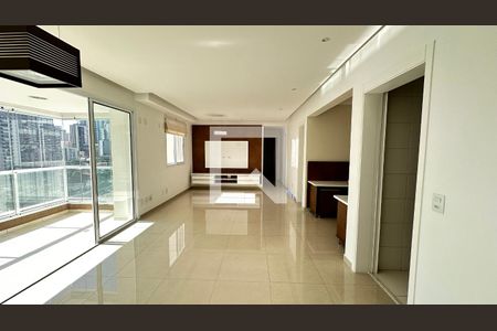 Apartamento para alugar com 3 quartos, 118m² em Jardim das Acacias, São Paulo