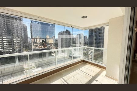 Apartamento para alugar com 3 quartos, 118m² em Jardim das Acacias, São Paulo