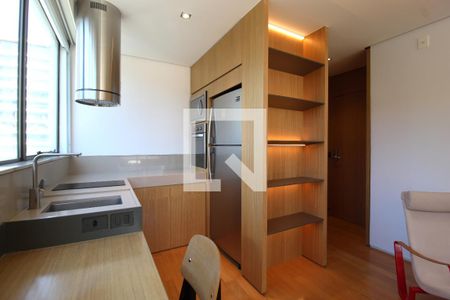 Sala/Cozinha de apartamento para alugar com 1 quarto, 38m² em Vila Nova Conceição, São Paulo