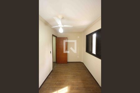 Casa para alugar com 3 quartos, 110m² em Vila Carrão, São Paulo