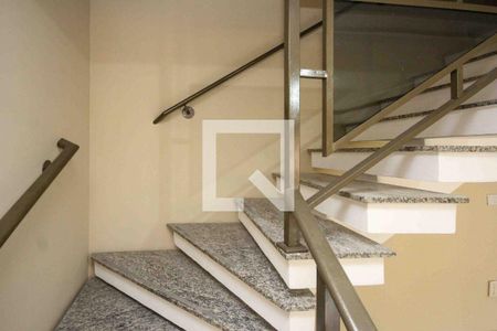 Casa para alugar com 3 quartos, 110m² em Vila Carrão, São Paulo