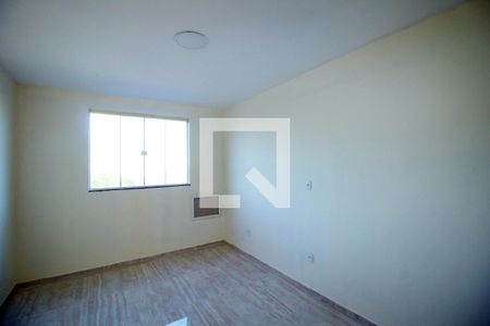 Quarto 1 de casa para alugar com 2 quartos, 60m² em Vigário Geral, Rio de Janeiro
