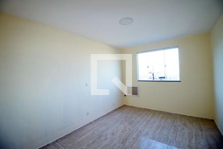 Quarto 2 de casa para alugar com 2 quartos, 60m² em Vigário Geral, Rio de Janeiro