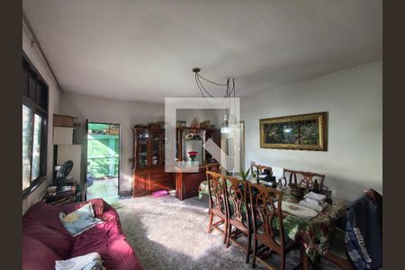 Sala de casa à venda com 3 quartos, 360m² em Taquara, Rio de Janeiro