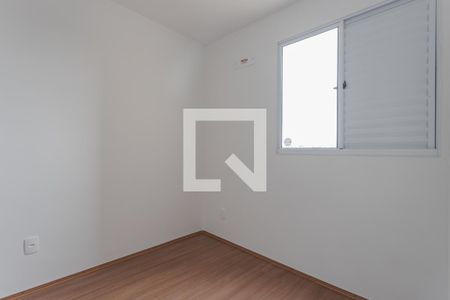 Quarto 2 de apartamento para alugar com 2 quartos, 41m² em Jardim Itu, Porto Alegre