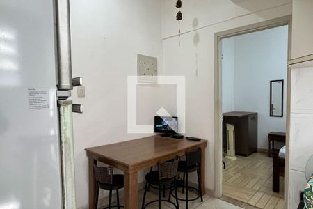 Cozinha e Área de Serviço de kitnet/studio para alugar com 1 quarto, 34m² em José Menino, Santos