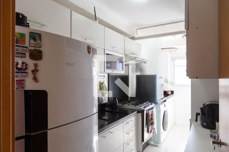 Cozinha de apartamento à venda com 2 quartos, 56m² em Jardim Nova Taboao, Guarulhos