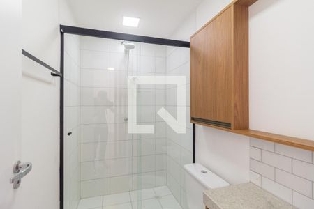 Banheiro de apartamento para alugar com 1 quarto, 37m² em Rochdale, Osasco