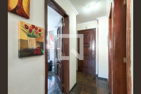 Entrada de apartamento à venda com 3 quartos, 107m² em Grajaú, Rio de Janeiro