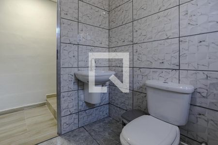 Banheiro de casa para alugar com 1 quarto, 50m² em Vila Natal, Mogi das Cruzes