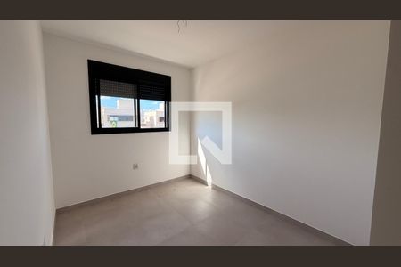 Suíte 2 de casa de condomínio à venda com 4 quartos, 160m² em Jardim Planalto, Goiânia