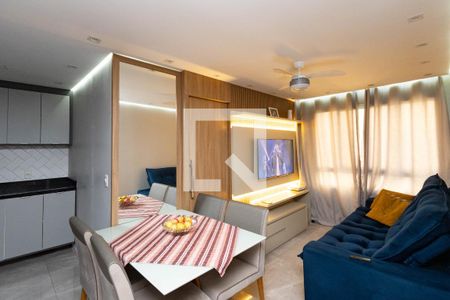 Sala  de apartamento à venda com 2 quartos, 42m² em Vila Sabrina, São Paulo