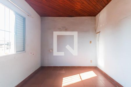 Quarto 1 de casa para alugar com 4 quartos, 645m² em Biritiba, Poá