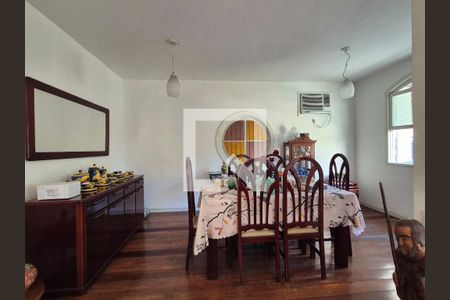 Casa à venda com 4 quartos, 550m² em Recreio dos Bandeirantes, Rio de Janeiro