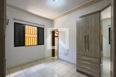 suite de casa para alugar com 2 quartos, 120m² em Maracanã, Praia Grande