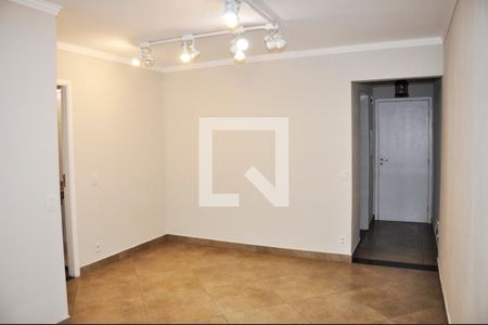Detalhe - Sala e Sala de Jantar de apartamento para alugar com 3 quartos, 81m² em Vila Cruz das Almas, São Paulo
