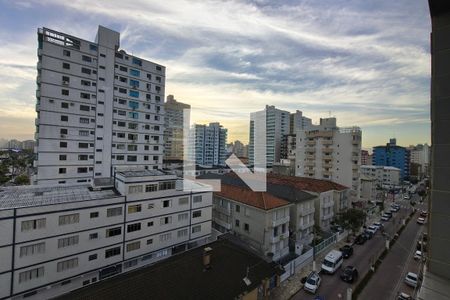Vista da sala de apartamento para alugar com 3 quartos, 108m² em Boqueirão, Praia Grande
