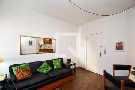 Sala de kitnet/studio para alugar com 1 quarto, 35m² em Jardim Paulista, São Paulo