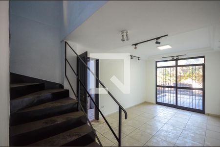 Sala de casa para alugar com 2 quartos, 120m² em Vila Primavera, São Paulo