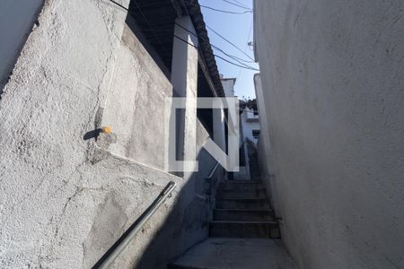 Escada de casa à venda com 1 quarto, 605m² em Vila Maria, São Paulo